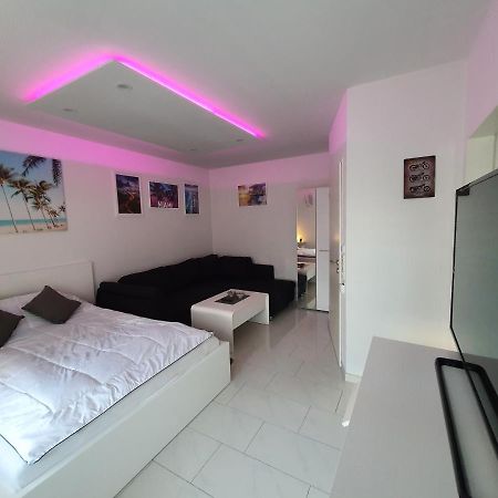 Miami Apartment Paderborn Esterno foto